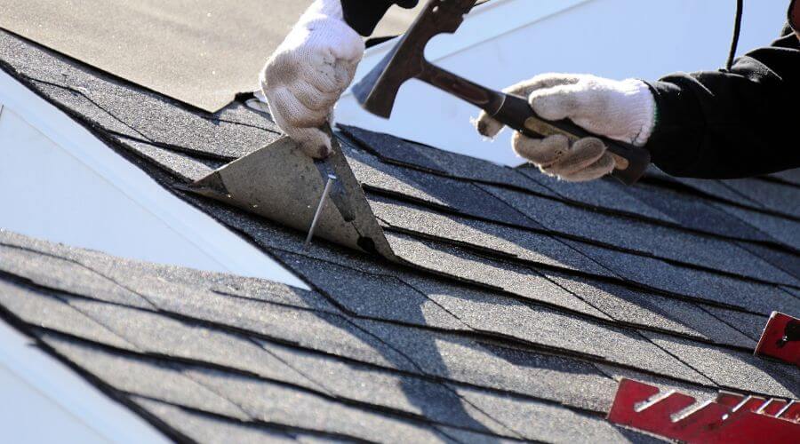 Professional gutter cleaning in West Columbia, WV